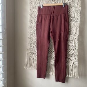 Lou & Grey for Loft 3/4th length heavy duty thick fitted workout legging…